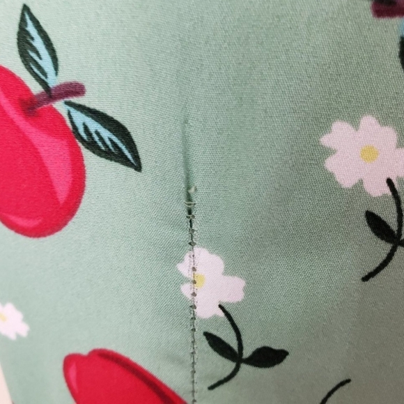 Hell Bunny Apple Swing Dress Size M - Picture 3 of 3
